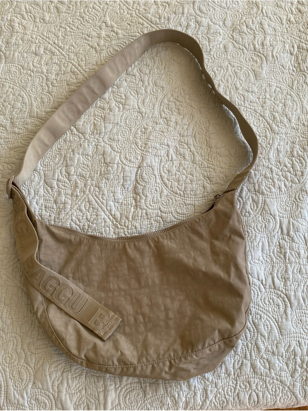 BAGGU medium nylon tan crescent shoulder bag with logo strap